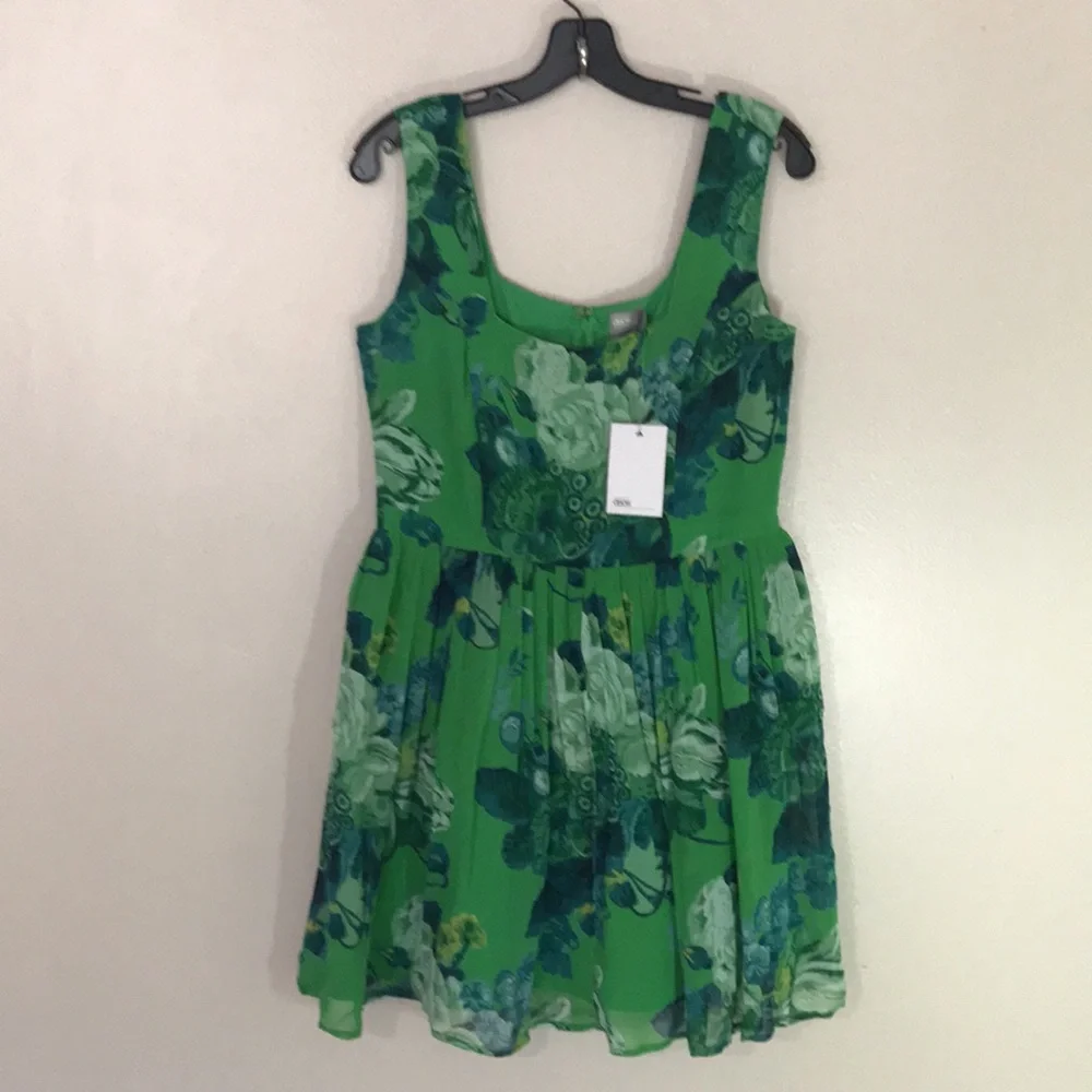 NEW Asos Collection Soft Skater Dress‎ In Green Bouquet Floral